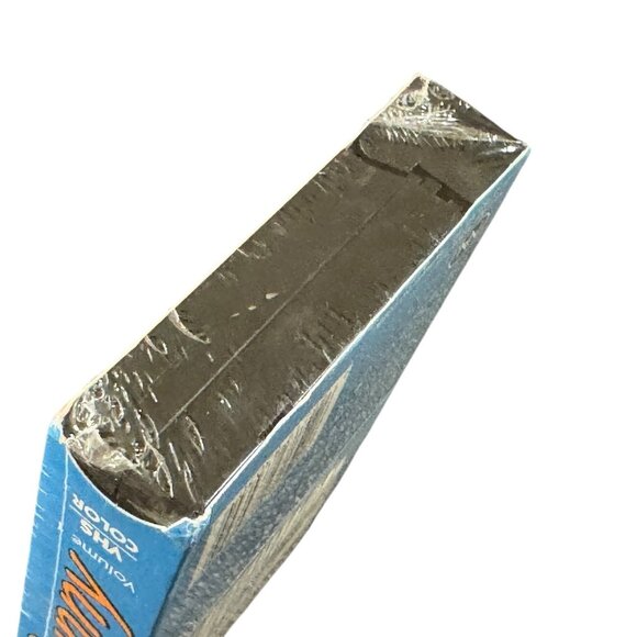 Bugs Bunny VHS Tape Cartoon Classics Vintage 1990 New Sealed - Picture 4 of 5